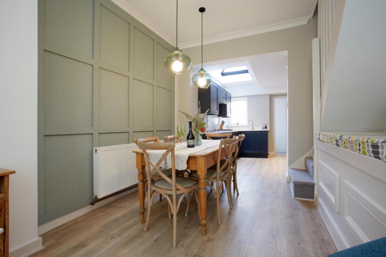 Casa vacanze The Bishy By Chateau Anna, Centre & Free Parking *